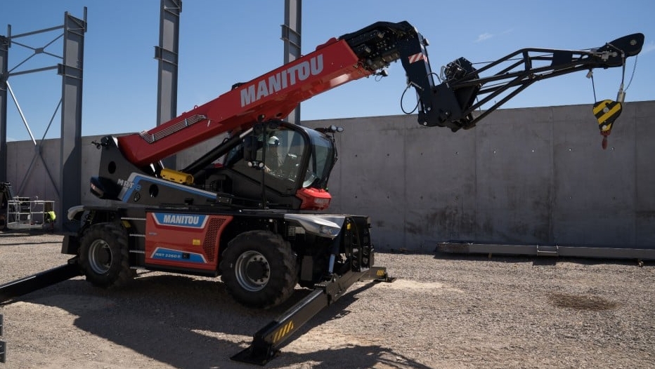 L'énergie électrique de la batterie lève les nouvelles plates-formes et chariots télescopiques Manitou lancés à bauma